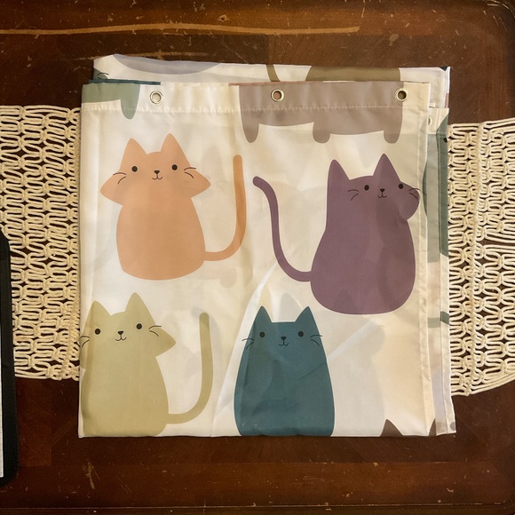 Cat Print Shower Curtain - Picture 2 of 3